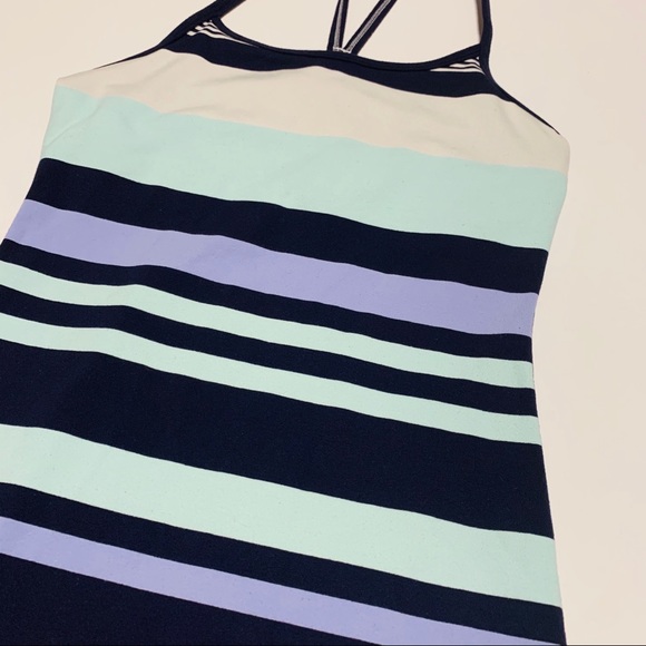 Lululemon Tank Size 2 - Picture 2 of 6